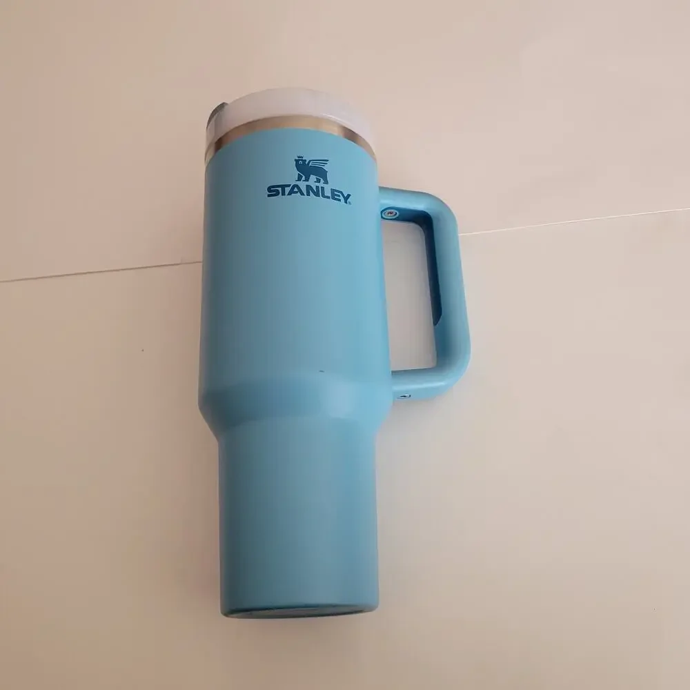Stanley Quencher H2.0 FlowState Tumbler 40 oz Light Blue Teal with Handle Straw